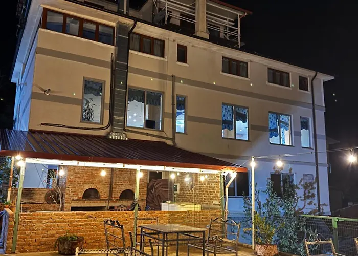 Gasthof Bujtina Shen Meria Burimas